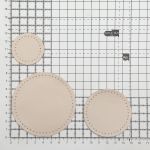 Набор заплаток пришивных из кожи, круг ⌀4см, 6см и 8см, с перфорацией, 3 шт, 100% кожа (06 бежевый), 9401