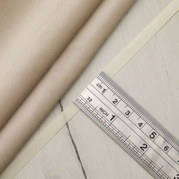 Лента атласная 1-сторонняя 6.0 мм / 22.86±1 метров, 051 ванильный, Globus