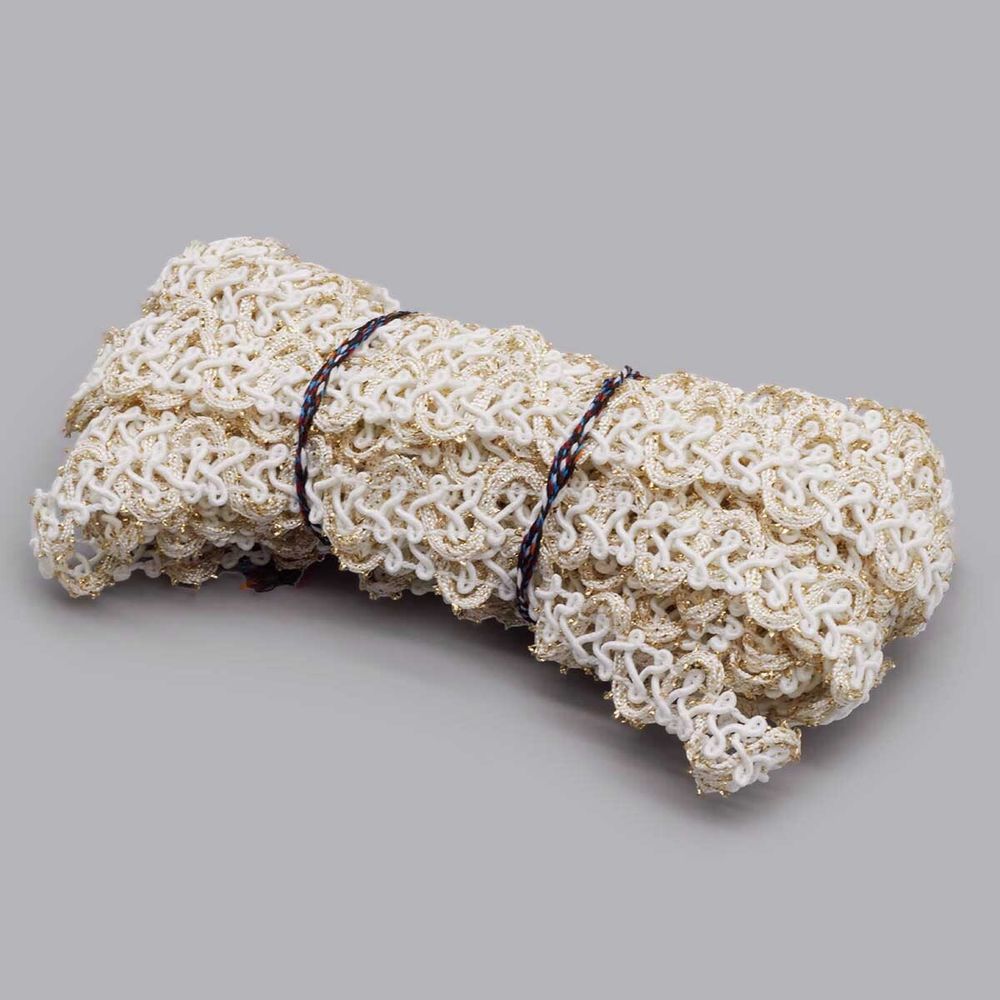 Тесьма отделочная вязаная 21мм / 10м (белый/золото), С808Г7