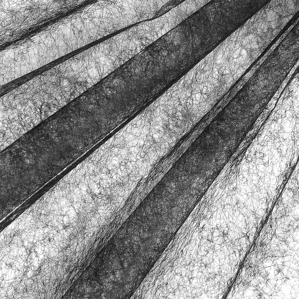 Паутинка клеевая 900 мм / 100 метров, 23 г/м², черный