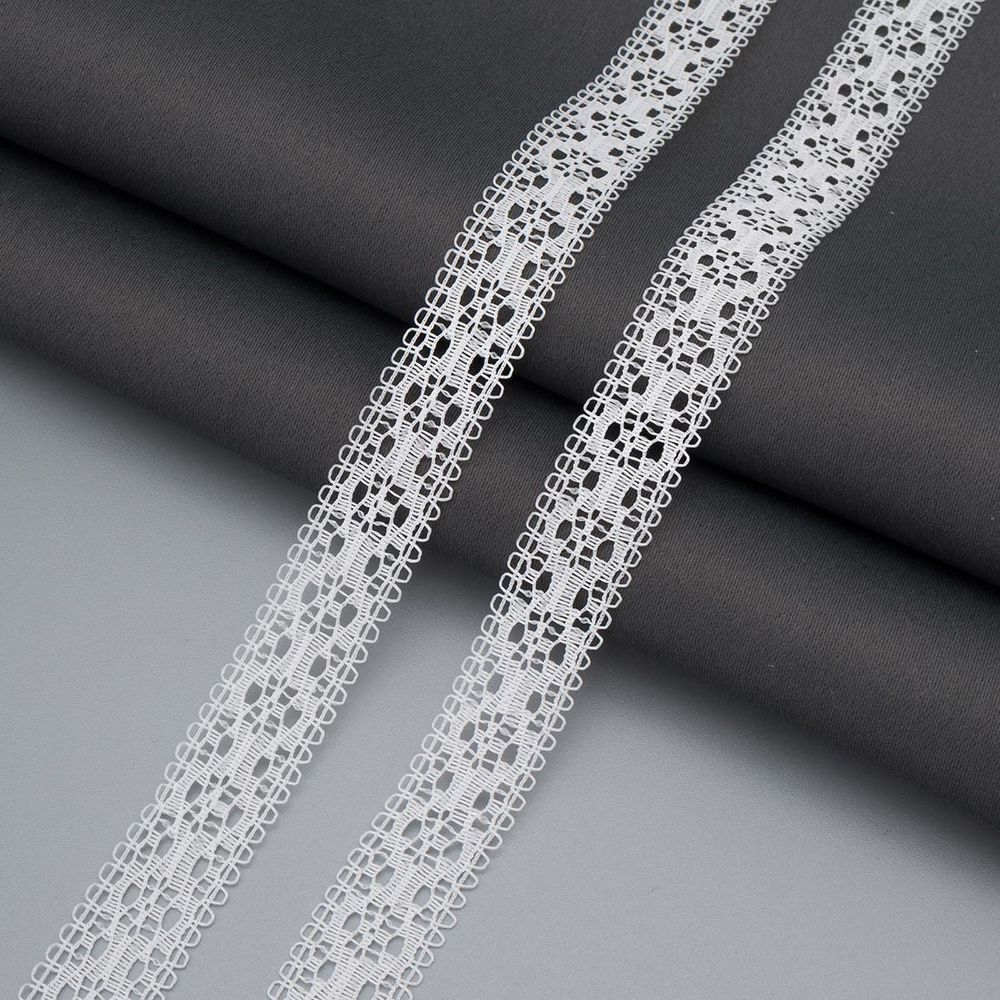 Кружево капроновое 15 мм, / 13.72 метра, белый