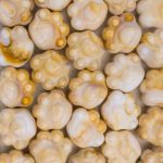 Бусины акрил 18.5х16.5х14 мм, 500 г, дымка, Кошачьи лапки, AD013 бело-коричневый, (7748712)7502 , Astra&Craft