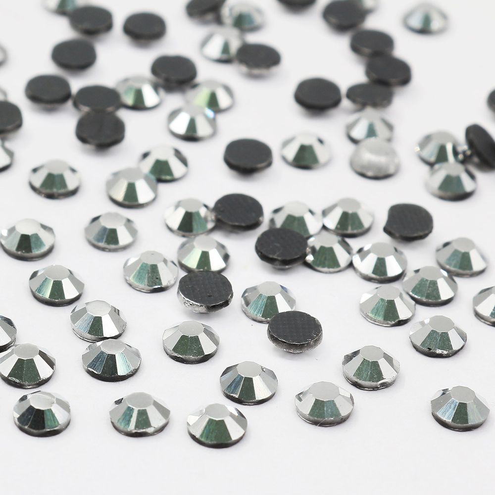 Стразы термоклеевые, 4мм, ss16, 144 шт/уп, Cristyle (139 silver)