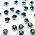 Хрустальные стразы в цапах круглые (золото) лазурный 6х6 мм, 20 шт/упак. Astra&Craft, ЗЦ005НН66