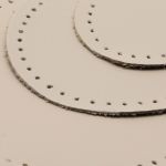 Набор заплаток пришивных из кожи, овал 4х5,5см, 6х8,2см, 8х10,9см, с перфорацией, 3 шт (06 бежевый), 9404