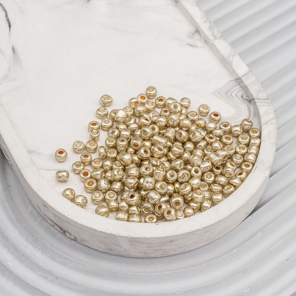 Бисер Astra&Craft 6/0 (4.1 мм), 150 г (10х15 г), цв. 1106 т.золотой/глянц.покрытие