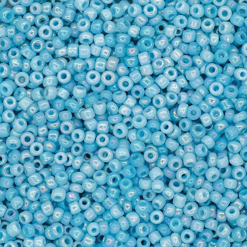 Бисер Astra&Craft 11/0 (2.1 мм), 500 г, цв. 403 св.голубой/непрозр.радужный