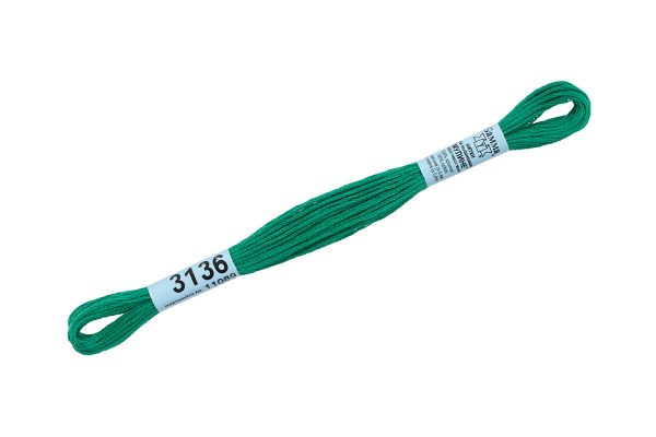 Мулине Gamma 100% хлопок, цв.3136 яр.зеленый, 24 мотка по 8 метров