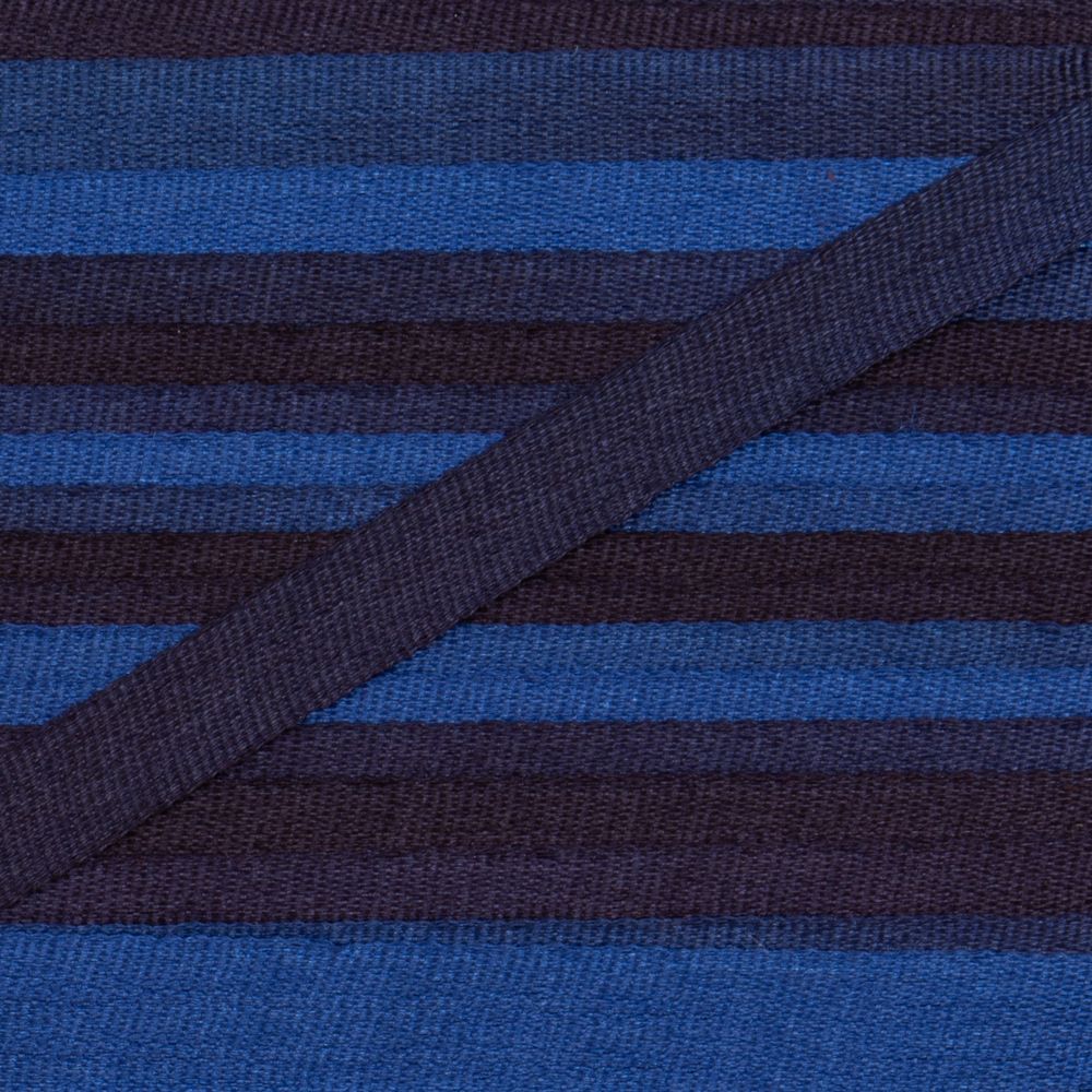 Лента (тесьма) шелковая 4.0 мм / 9.1±0.5 метров, M140 синий/т.фиолетовый, Gamma SRM-4