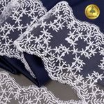 Кружево на сетке 90 мм, цв.01 белый, уп.13.7м