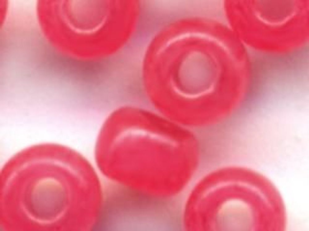 Бисер Preciosa 10/0 (2.3 мм), 1х50 г, непрозрачный с покрытием, цв. 17897