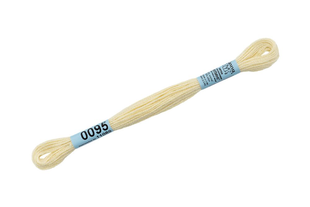 Мулине Gamma 100% хлопок, цв.0095 св-кремовый, 24 мотка по 8 метров