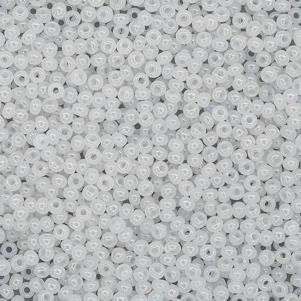 Бисер Preciosa 10/0 (2.3 мм), 100 г (5х20 г), непрозрачный с покрытием, цв. 57102
