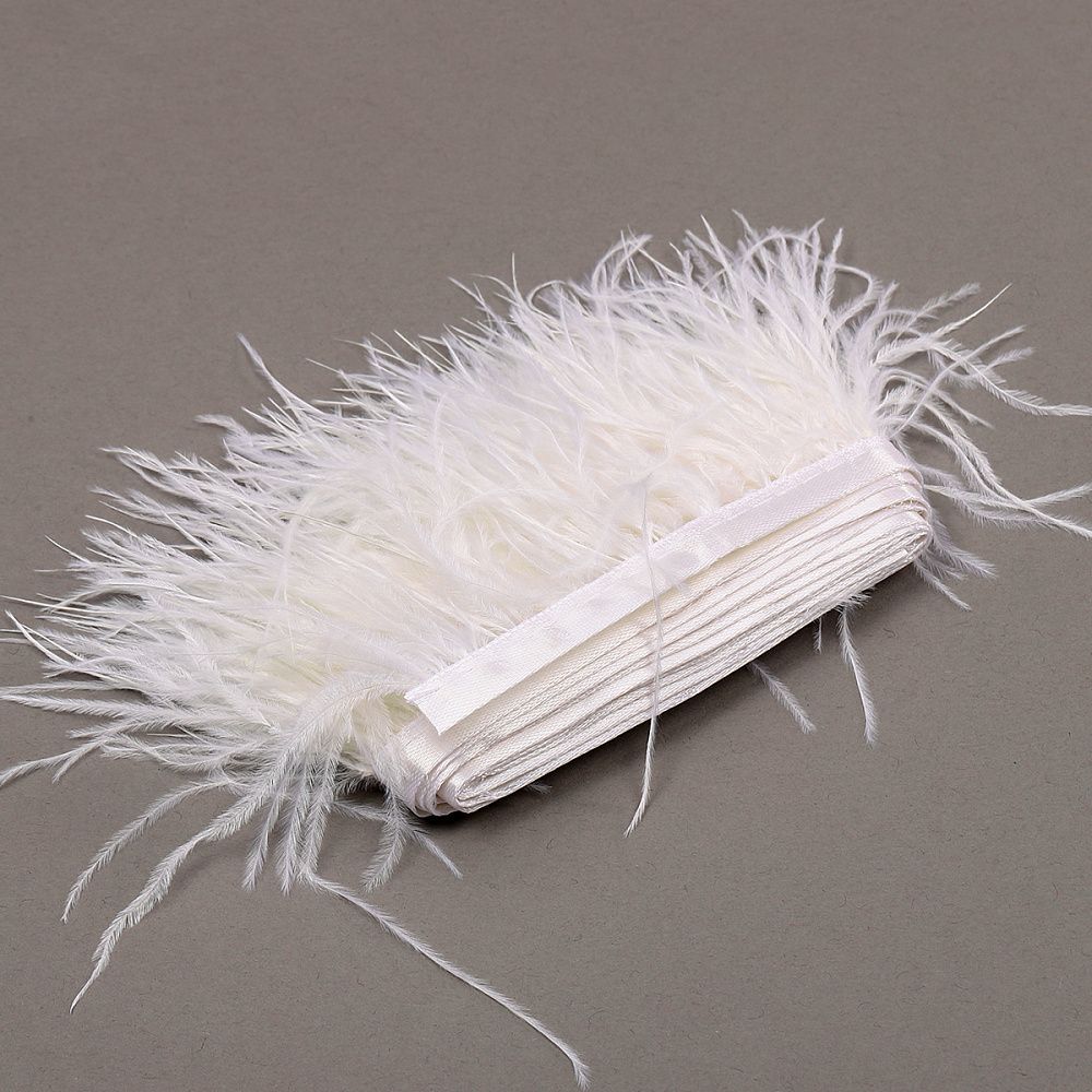 Перья на ленте Страус шир. 8 см, арт.FBY-08-01, цв.белый уп.2м