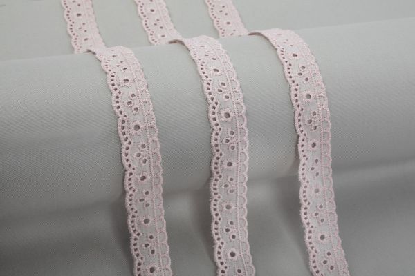 Кружево шитьё 18 мм / 10 м, св.розовый, Gamma GYEM-1801
