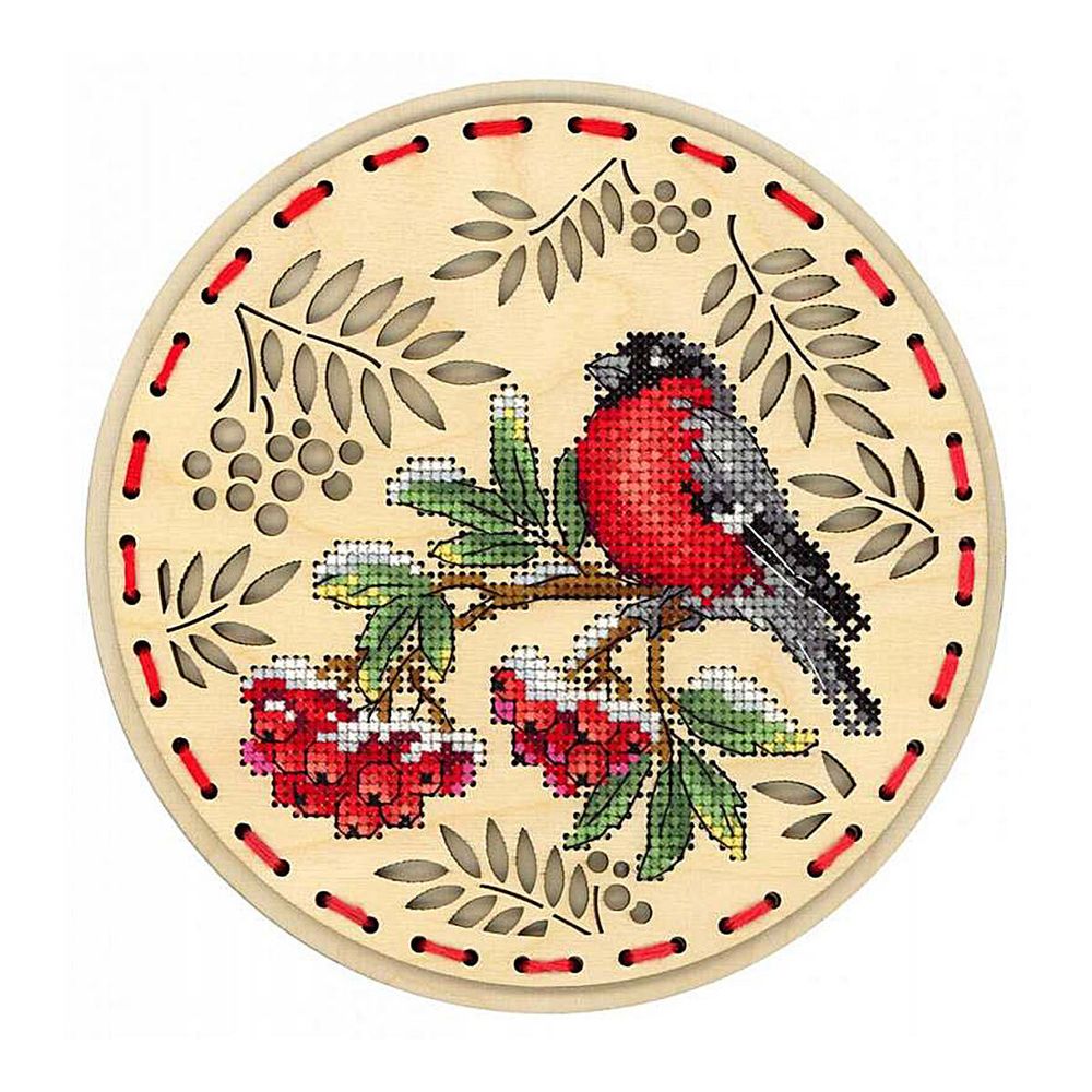 Набор для вышивания нитками МП Студия, на дереве Зимний гость 18х18 см