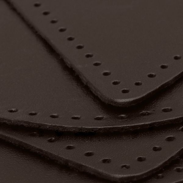 Набор заплаток пришивных из кожи, круг, квадрат, треугольник, овал 8см, с перфорацией, 4 шт (03 темно-коричневый), 9743