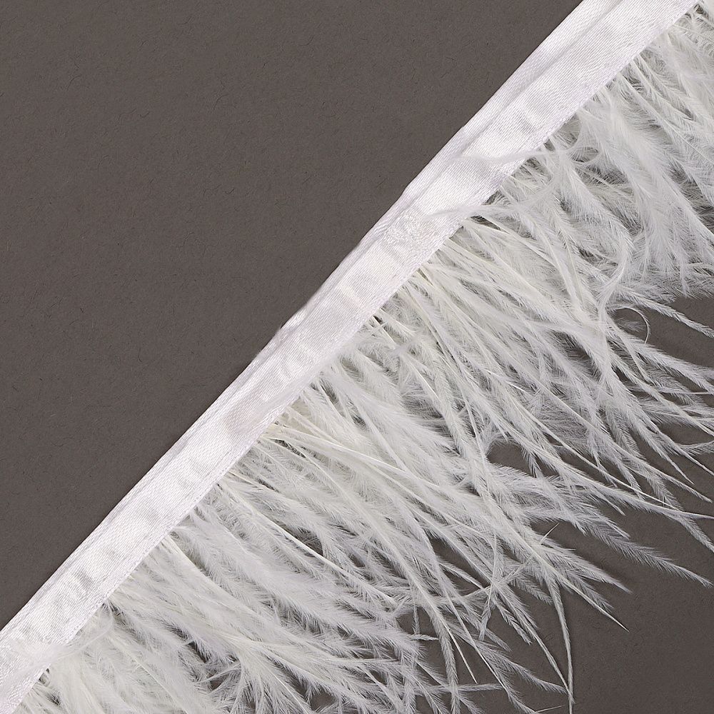 Перья на ленте Страус шир. 8 см, арт.FBY-08-01, цв.белый уп.2м