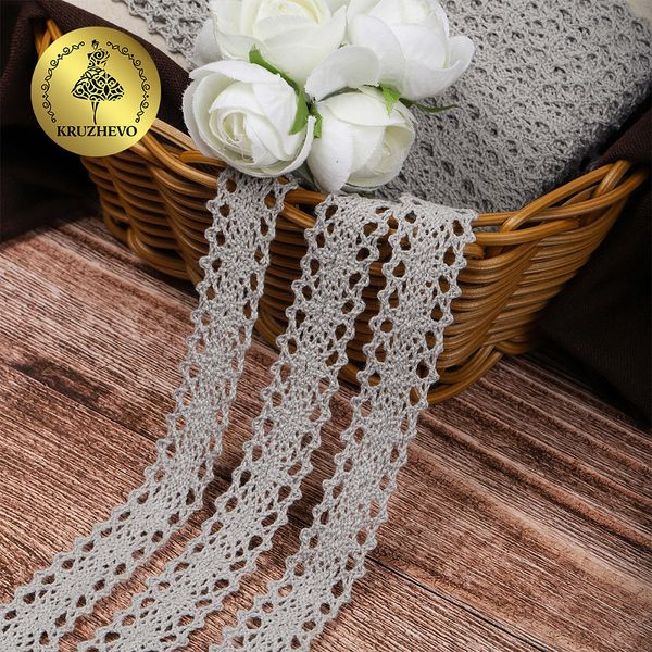 Кружево вязаное (тесьма) 20 мм / 10 метров, цв.25 св.серый уп. 10 м, Kruzhevo