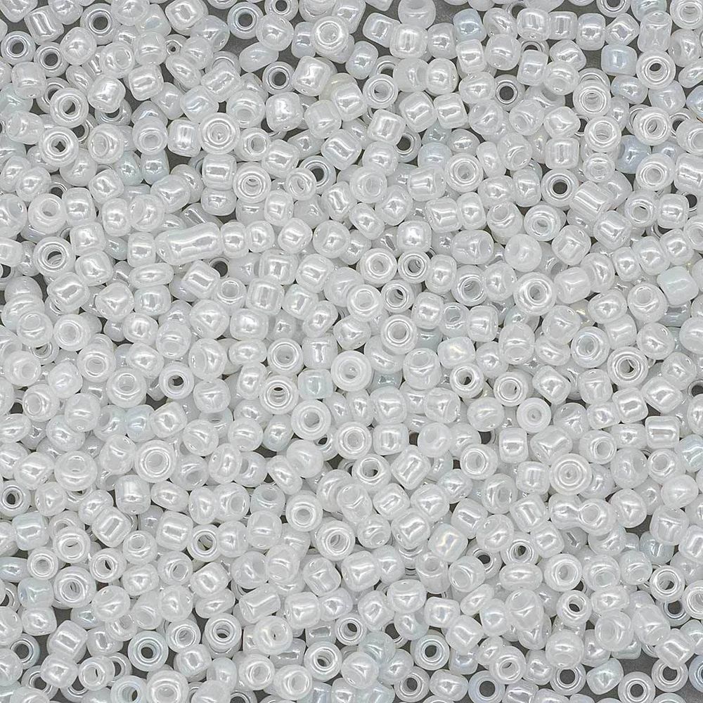 Бисер Astra&amp;Craft 11/0 (2.1 мм), 200 г (10х20 г), цв. 141 белый/жемчужный