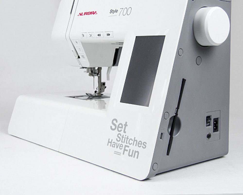 Швейная машина Aurora Style 700