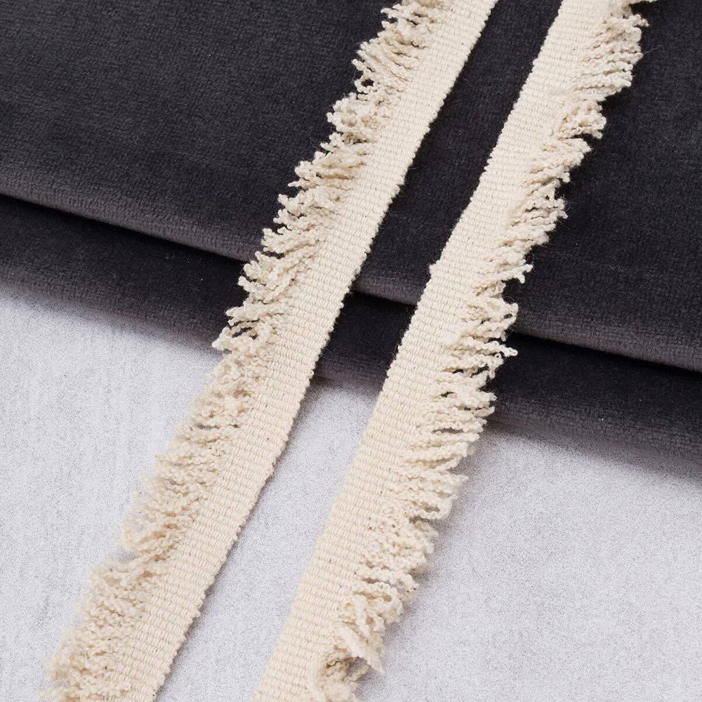 Кант декоративный с бахромой 20 мм / 82.29 метра, натуральный, 3Al275