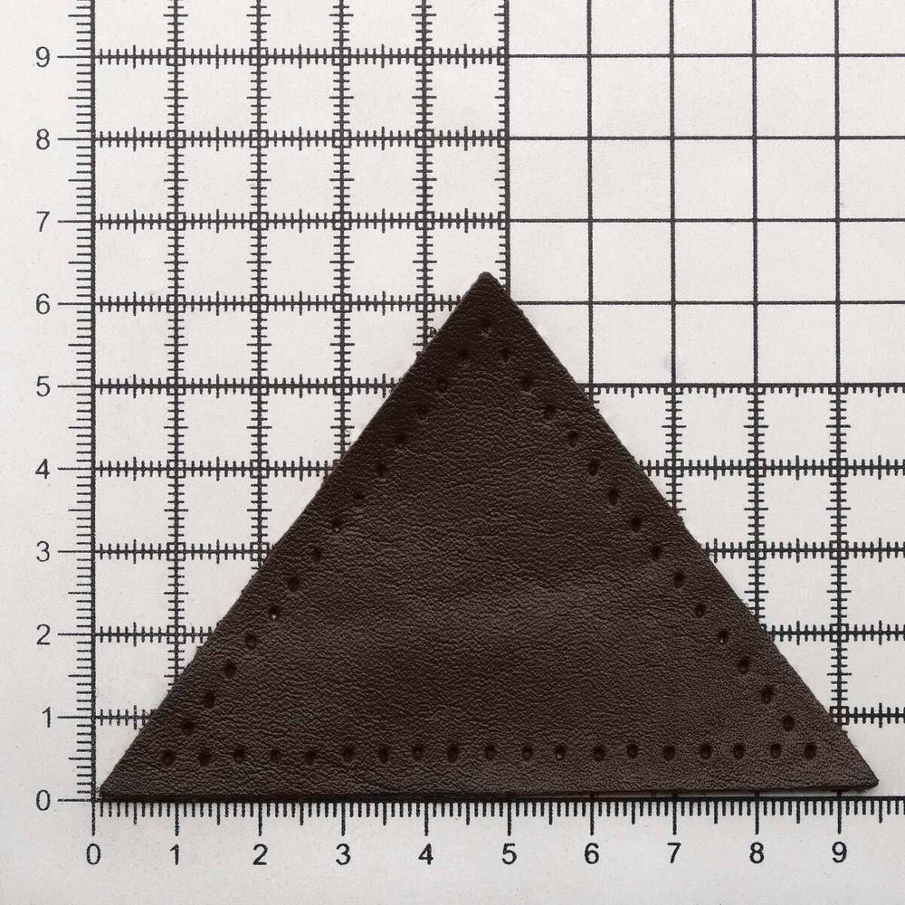 Заплатки пришивные из кожи, треугольник равнобедр., стор. 8см, с перфорацией, 2 шт, 100% кожа, 03 темно-коричневый, 9903