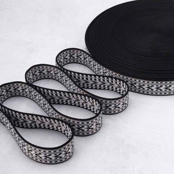 Стропа (ременная лента) 38 мм / 45.72 метра, [35.87 г/пог.м], с принтом, T0809 серый/белый/черный, 3Al362