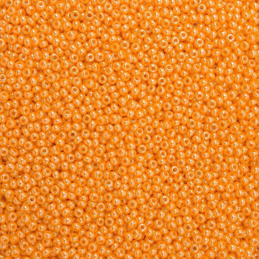 Бисер Preciosa непрозрачный с жемчужным покрытием 10/0 (2.3 мм), круг.отв., 50г, (98110)