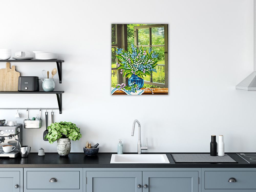 Алмазная (кристальная) мозаика Фрея, на подрамнике Ландыши на окне, 40х50 см