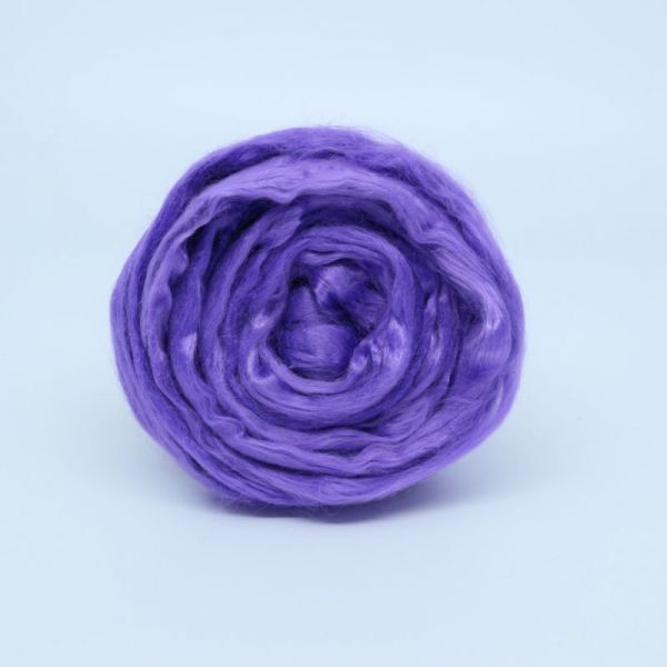 Шерсть для валяния Троицкая Гребенная лента (вискоза) 50г цв.0394 сирень