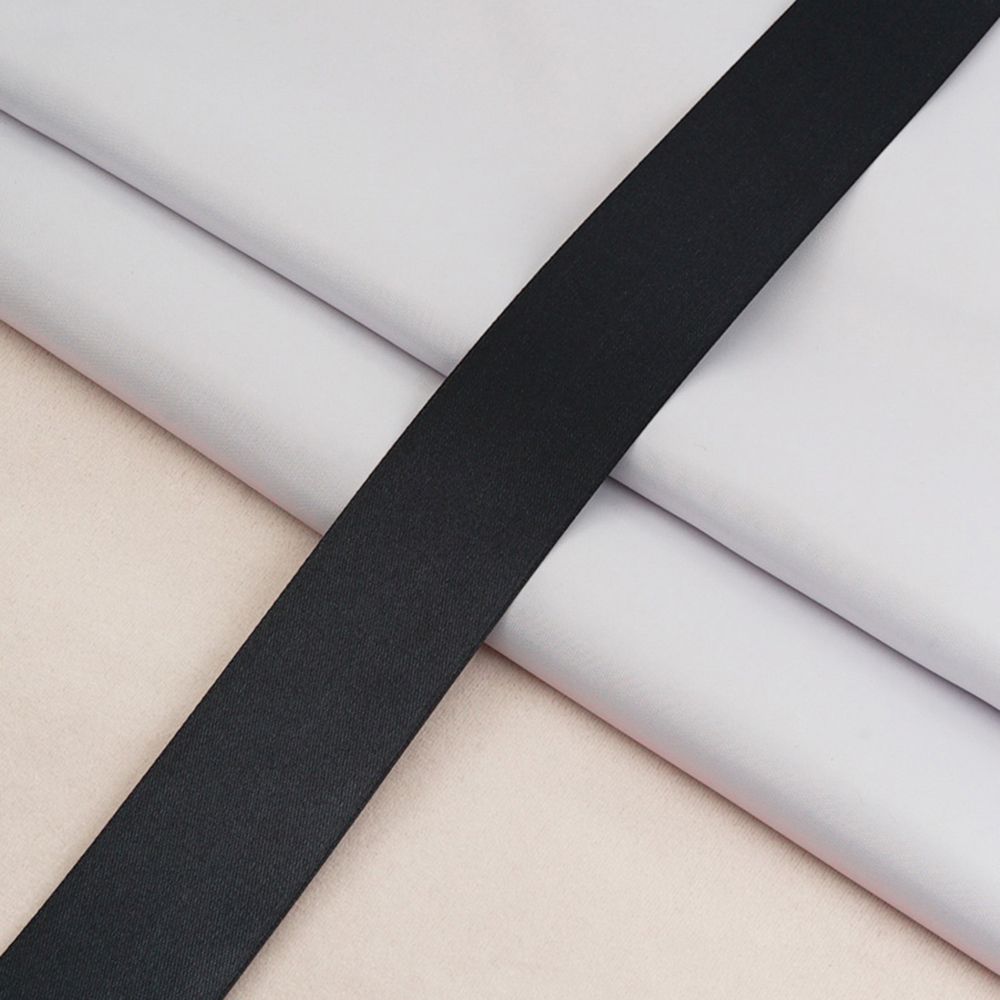 Лента атласная 2-сторонняя 38.0 мм / 22.86±1 метров, C1112 черный, 6102-0015, Globus