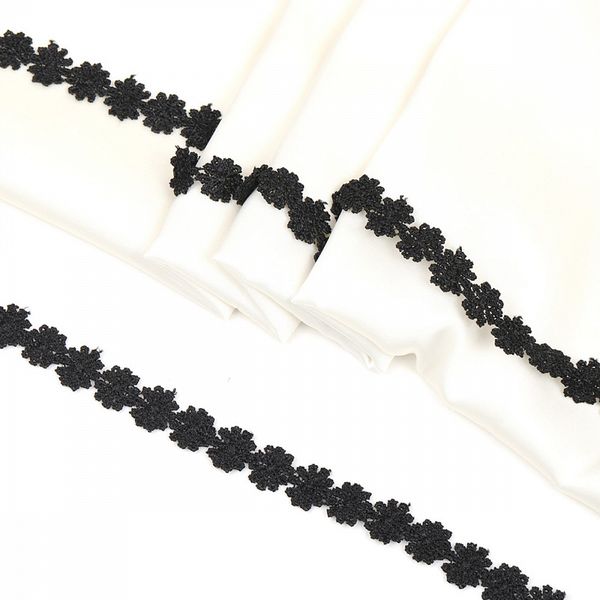 Кружево гипюр (плетёное) 15 мм ромашка цв.черный, уп.13.71 м, Kruzhevo