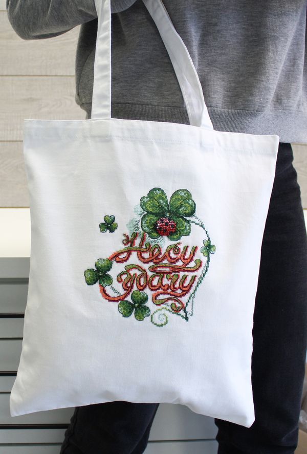 Набор для вышивания нитками МП Студия (Жар-птица), Несу удачу 17х18 см