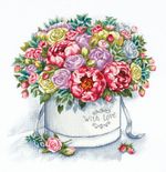 Набор для вышивания нитками Panna, Золотая серия, Пионы в шляпной коробке, 33х32 см