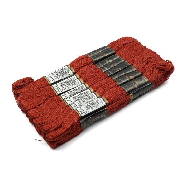 Мулине Bestex, цв.770, 24 мотка по 8 метров
