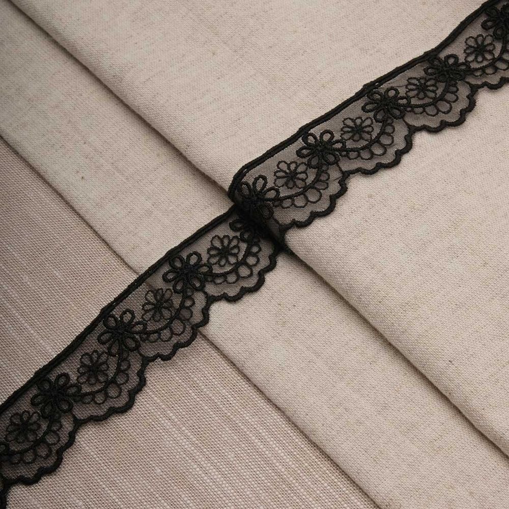 Кружево на сетке 30 мм / 13.7 метров, черный, 3AR1247