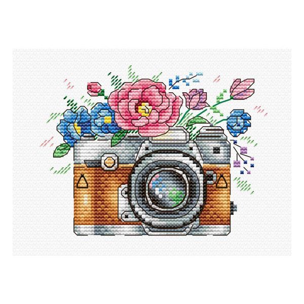 Набор для вышивания нитками МП Студия, Цветочный кадр 9х12см