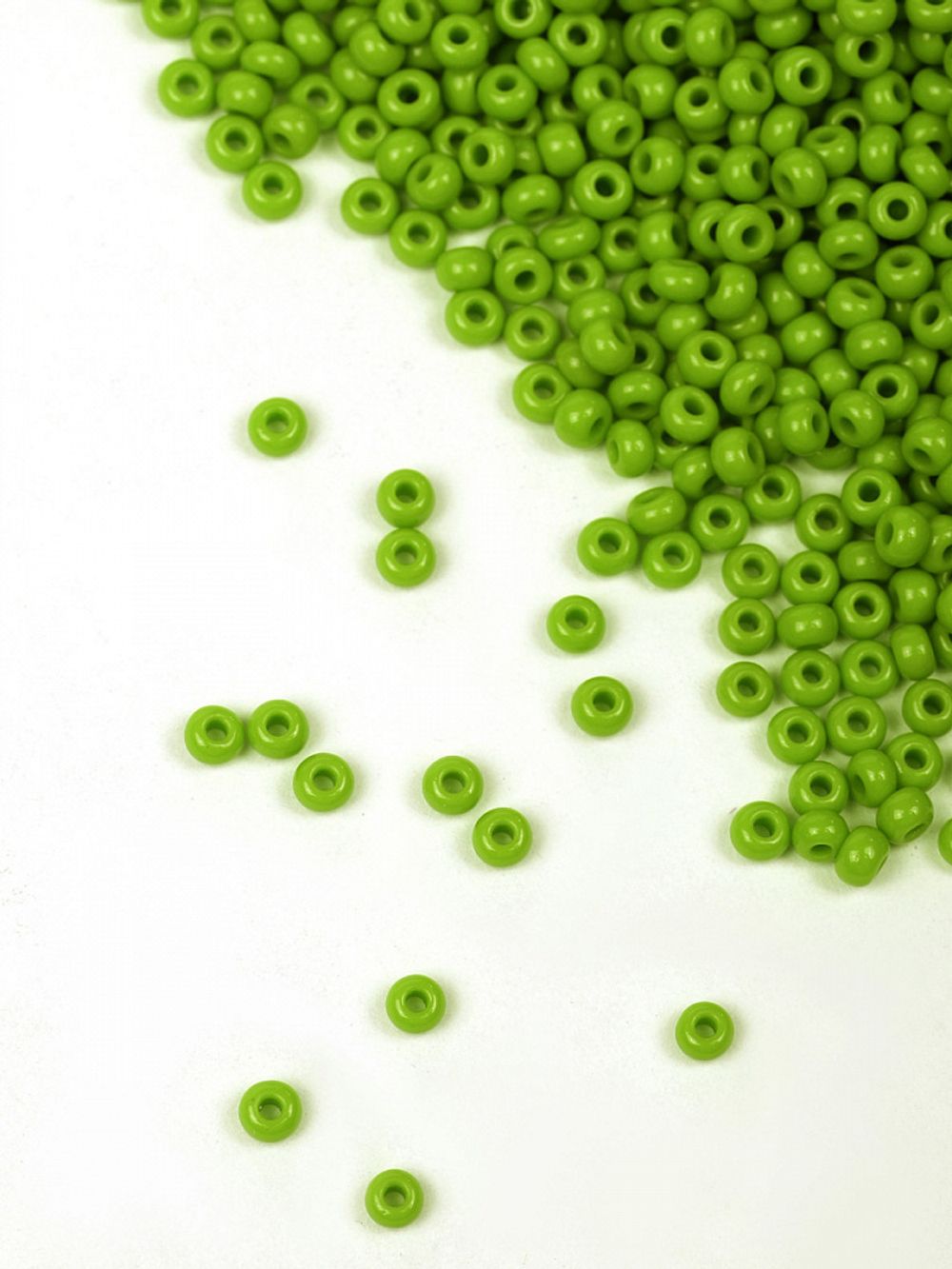 Бисер Preciosa 10/0 (2.3 мм), 50 г, NO цв. 53310/311-19001