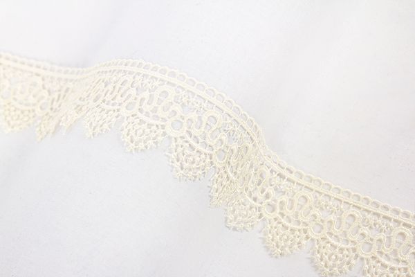 Кружево гипюр (плетёное) 47 мм / 8.8 м, кремовый, Gamma GGM-4701