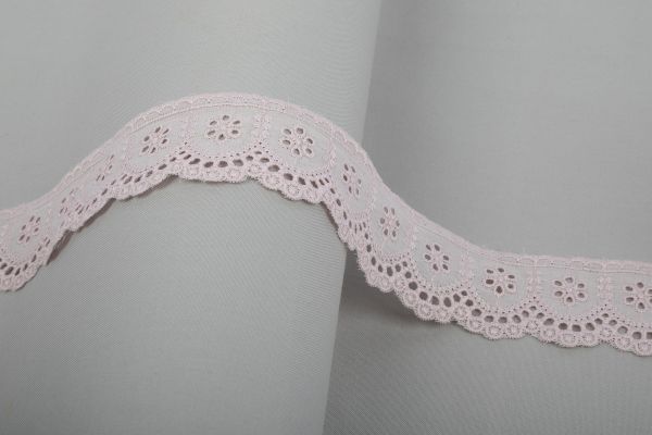 Кружево шитьё 42 мм / 10 м, св.розовый, Gamma GYEM-4201