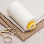 Нитка особо тонкая Gutermann Mara №150 (150/2), 5000 м, 713961, цв. 001 молочный, 1 катушка