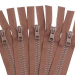 Молния трактор Arta Т6 (6 мм) 1 зам., разъем., 65 см, цв. 072 бежевый, уп.5 шт