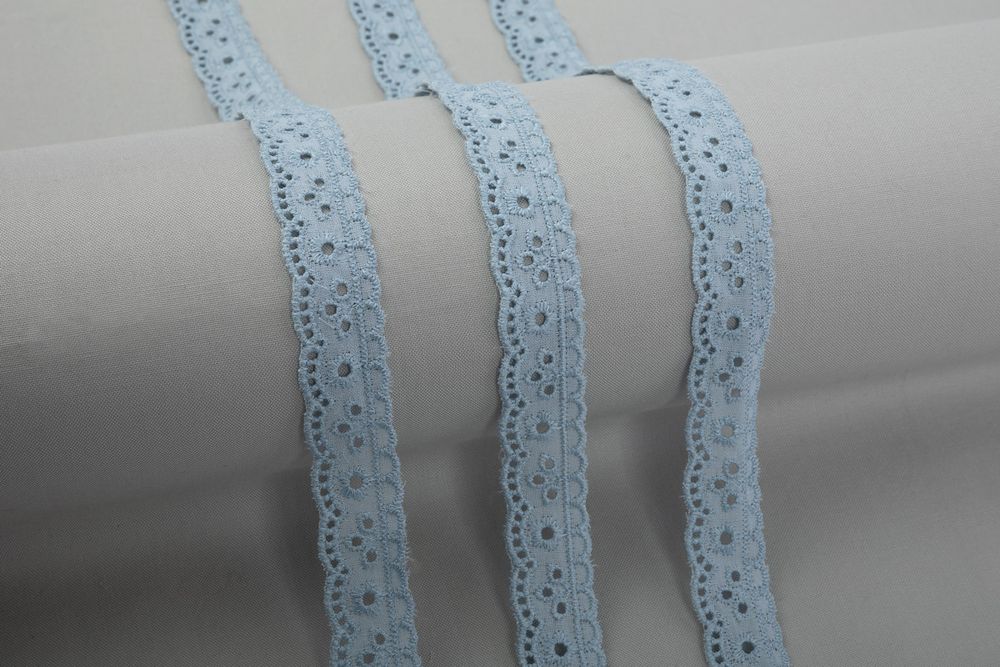 Кружево шитьё 18 мм / 10 м, св.голубой, Gamma GYEM-1801