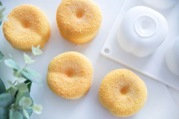 Форма силиконовая для пирожных 29.5х17х4.5 см, персики -8 ячеек, S-Chief SPC-0331