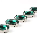 Хрустальные стразы в цапах овальной формы, изумрудный 10х14 мм, 5 шт., ОЦ009НН1014