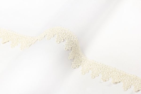 Кружево гипюр (плетёное) 52 мм / 8.8 м, кремовый, Gamma GGM-5201