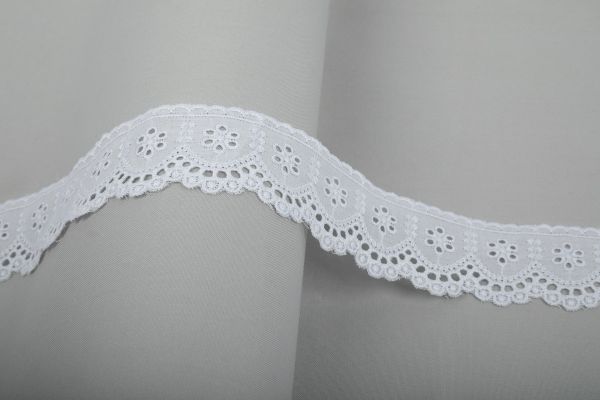 Кружево шитьё 42 мм / 10 м, белый, Gamma GYEM-4201