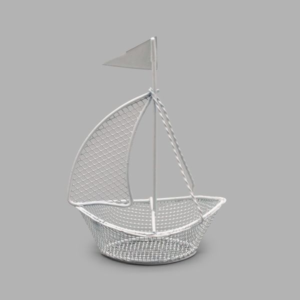 Миниатюра кукольная: Кораблик 4.0х11.5 см, металл., Y-4011 белый