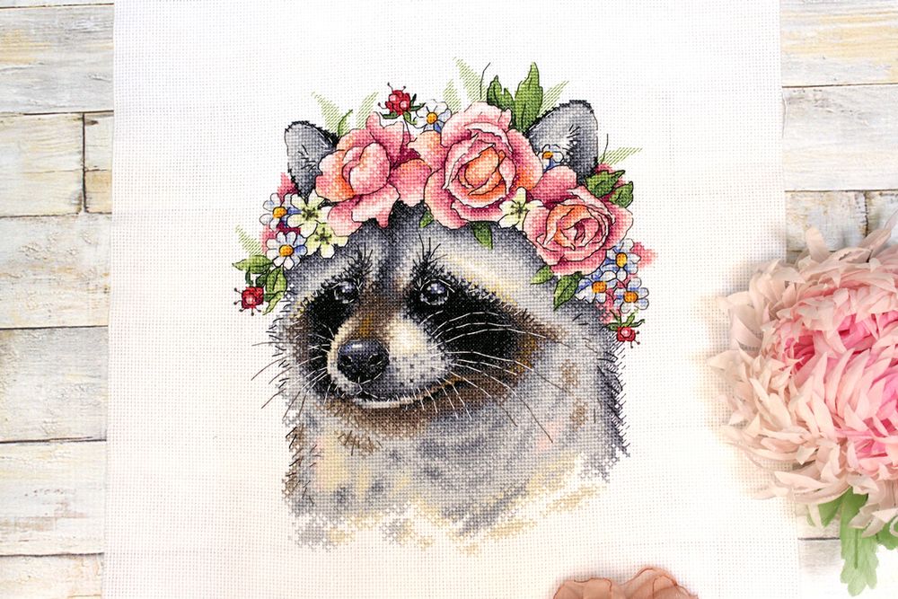 Набор для вышивания нитками МП Студия, Очаровательный енот, 20х23 см